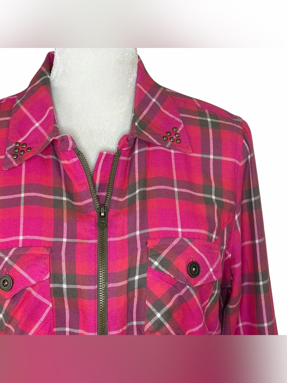Cato Women’s Medium Pink Plaid Zip Front Shirt Jacket Studded Western Top - Picture 4 of 8